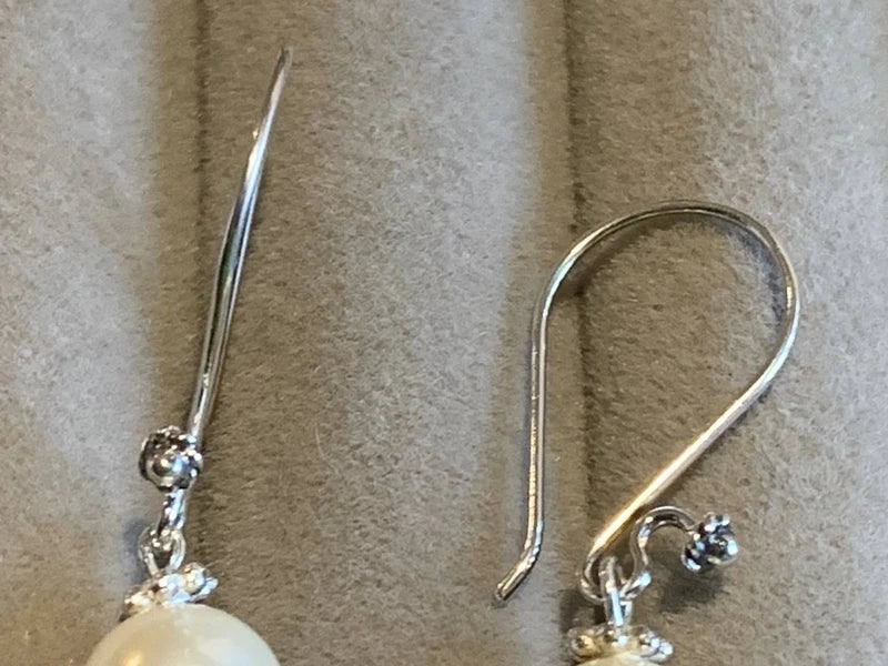 Orecchini pendenti in argento, giada gialla e perle naturali