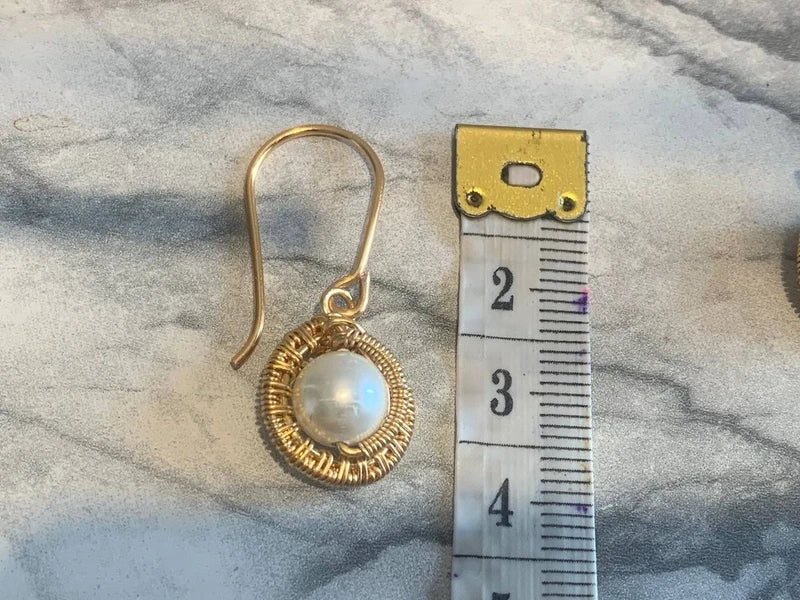 Parure Artigianale in Rame Dorato con Perle – Eleganza, Armonia e Femminilità senza Tempo