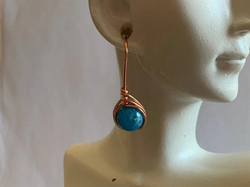 Parure Artigianale in Rame Rosa con Apatite – Ispirazione, Comunicazione e Bellezza Intuitiva