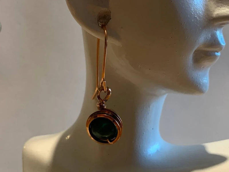Orecchini Artigianali in Rame Rosa con Malachite – Protezione, Trasformazione e Forza Interiore