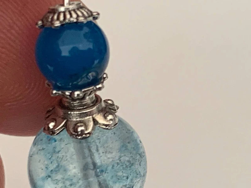 Orecchini pendenti artigianali con Cristallo di Rocca Topaz e Agata Blu