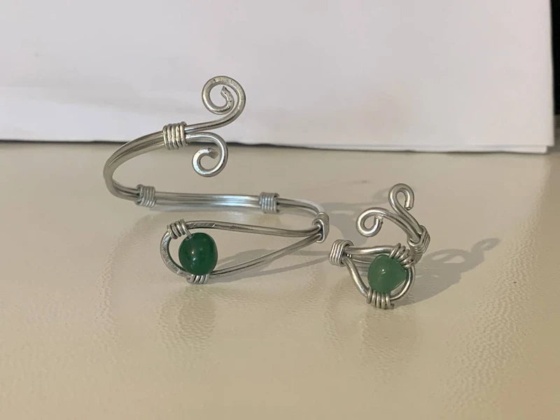 Set Bracciale e Anello Regolabili in Alluminio con Avventurina Verde