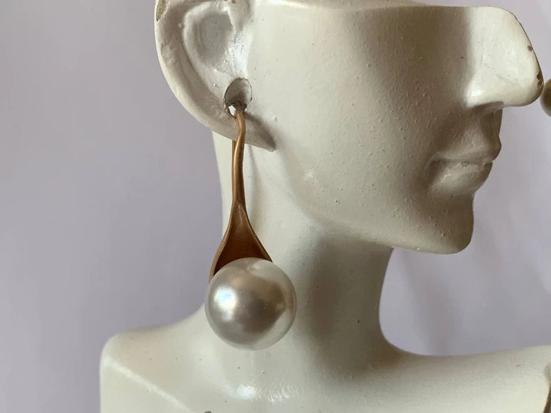 Orecchini Artigianali con Grande Perla Naturale da 12mm