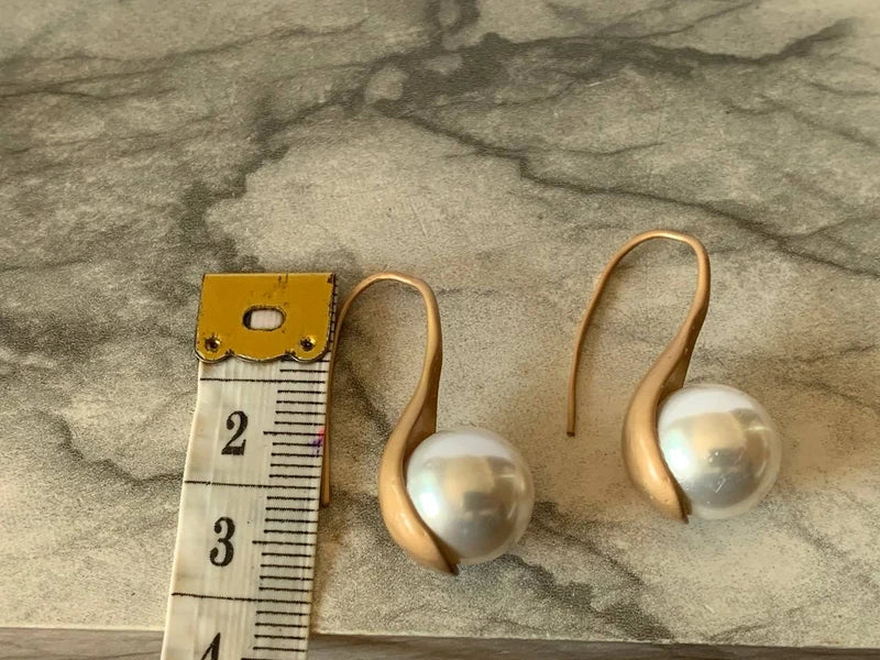 Orecchini Artigianali con Grande Perla Naturale da 12mm