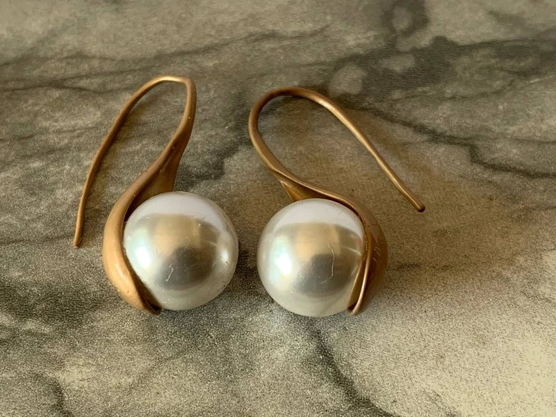Orecchini Artigianali con Grande Perla Naturale da 12mm