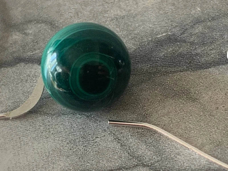 Orecchini Malachite 10mm pendenti in argento 925 | Eleganti e naturali