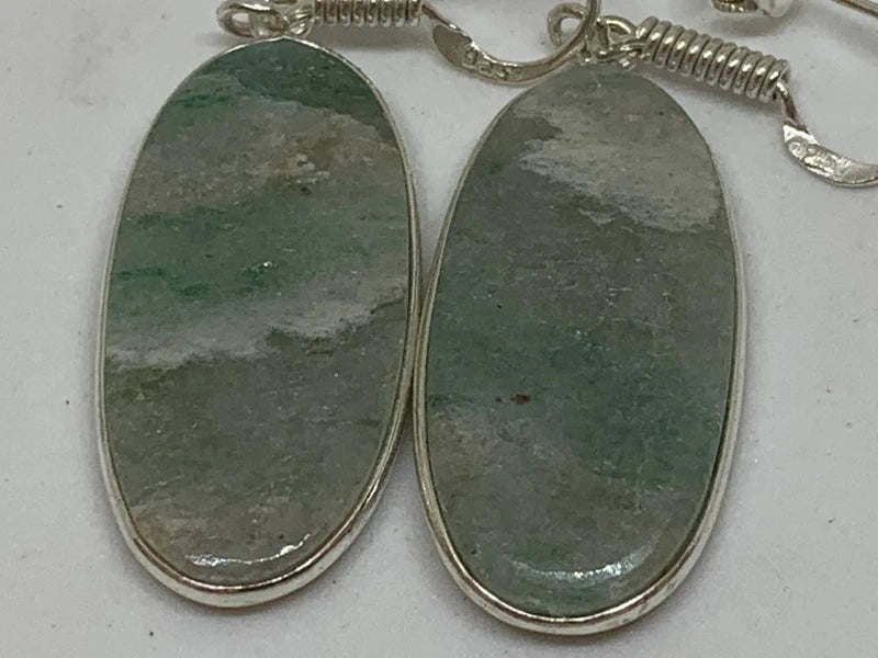 Orecchini in quarzite verde naturale, artigianali placcati argento 925