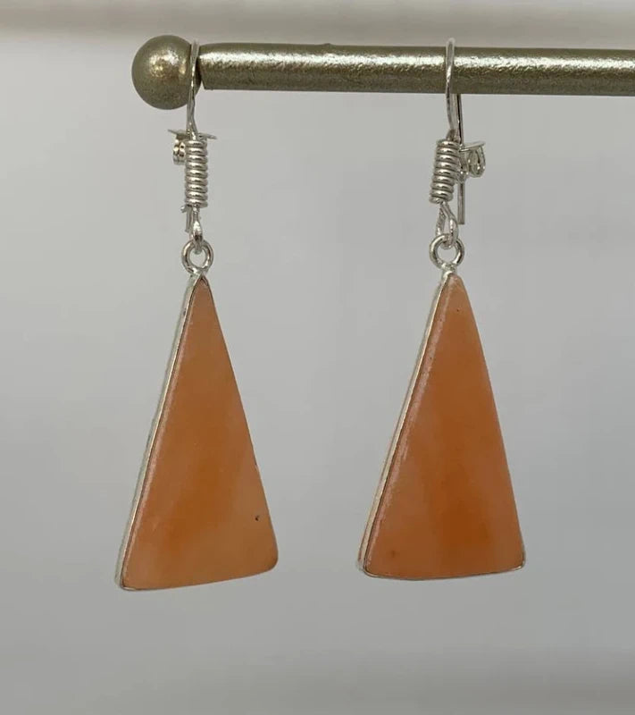 Orecchini artigianali in argento 925 placcato con diaspro arancione naturale, forma