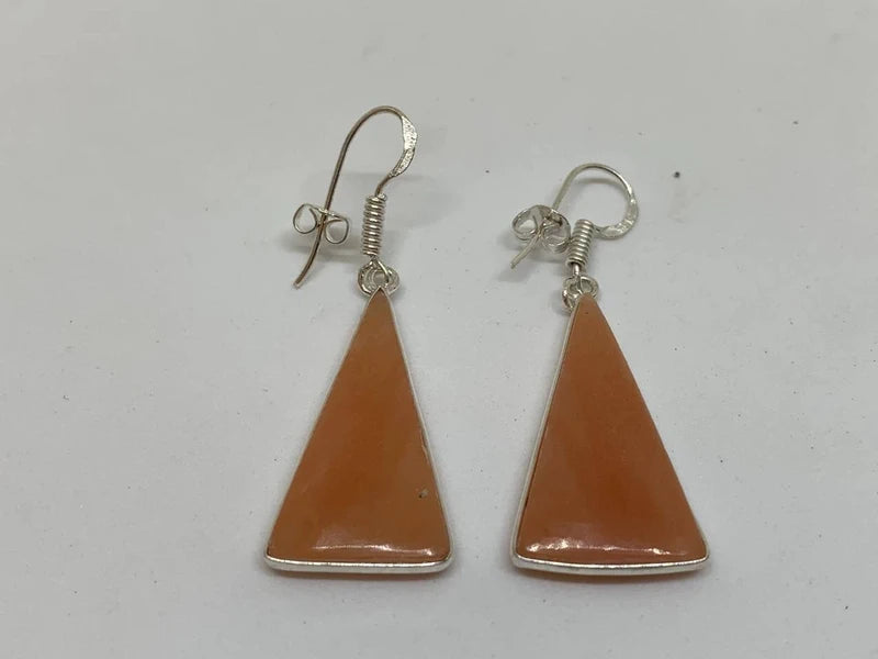 Orecchini artigianali in argento 925 placcato con diaspro arancione naturale, forma