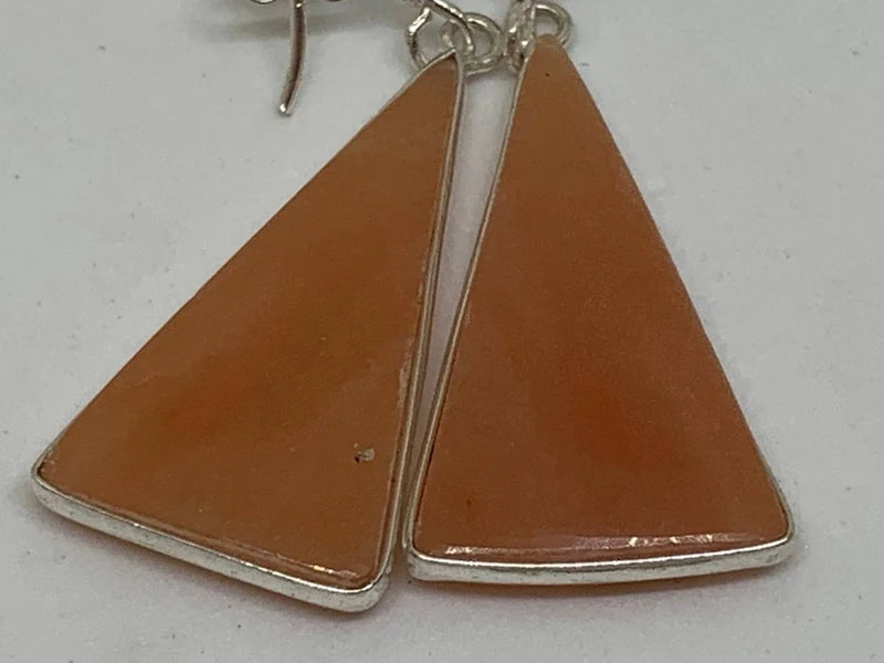 Orecchini artigianali in argento 925 placcato con diaspro arancione naturale, forma