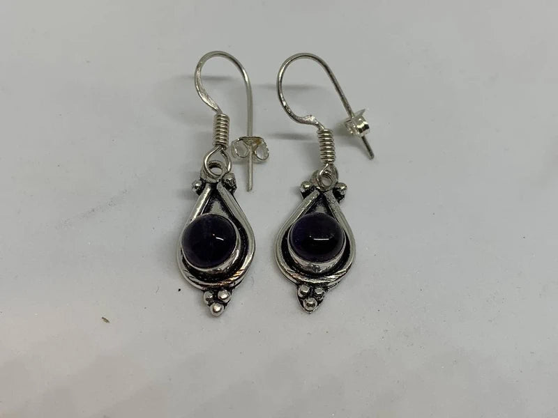 Orecchini artigianali con ametista naturale cabochon 8mm