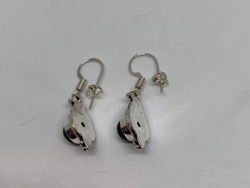 Orecchini artigianali con ametista naturale cabochon 8mm