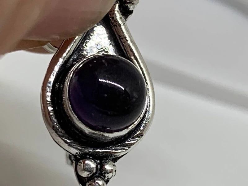 Orecchini artigianali con ametista naturale cabochon 8mm