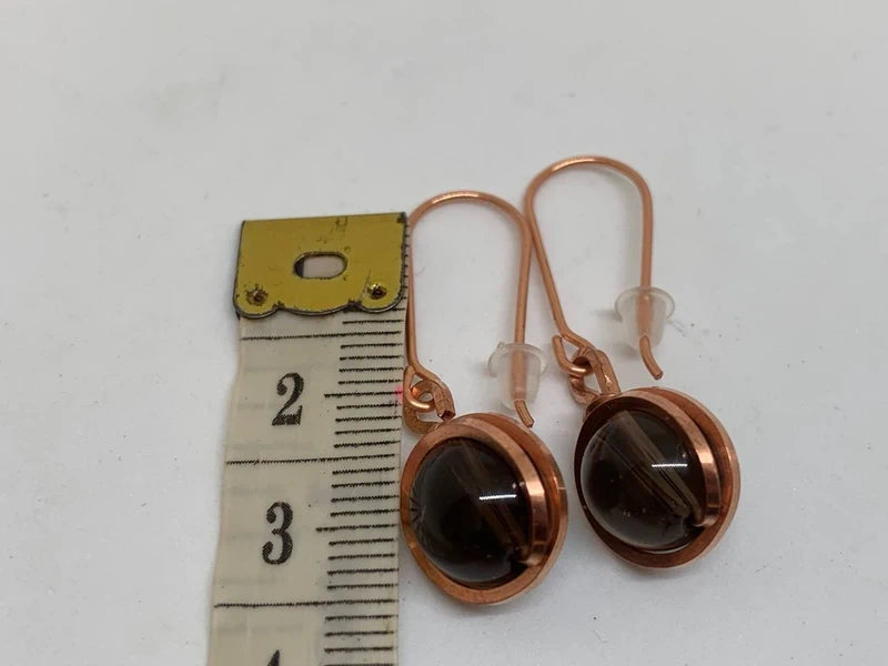 Orecchini artigianali in Quarzo Fumé 10 mm avvolti a mano in rame puro