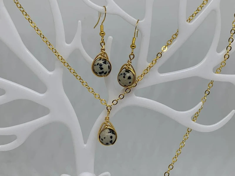 Set orecchini e collana Diaspro Dalmata naturale • gioiello energetico • rame dorato Ottime·Naturale