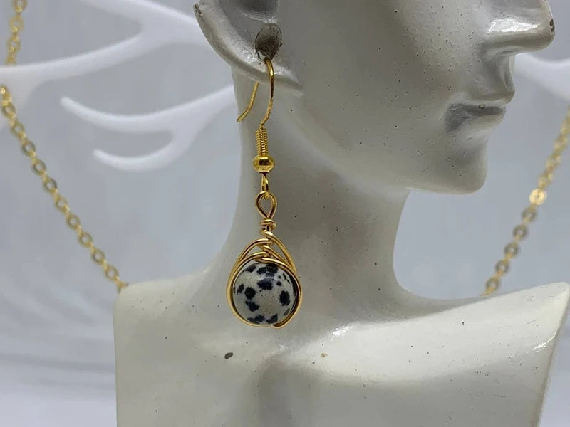 Set orecchini e collana Diaspro Dalmata naturale • gioiello energetico • rame dorato Ottime·Naturale