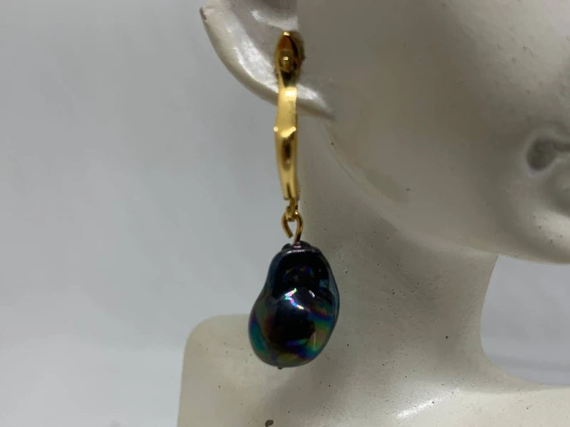 Orecchini Perle Barocche Naturali 16x10mm Dorati Zama | Energia e Armonia