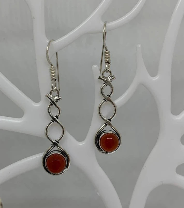 Orecchini artigianali con agata arancione naturale e argento 925