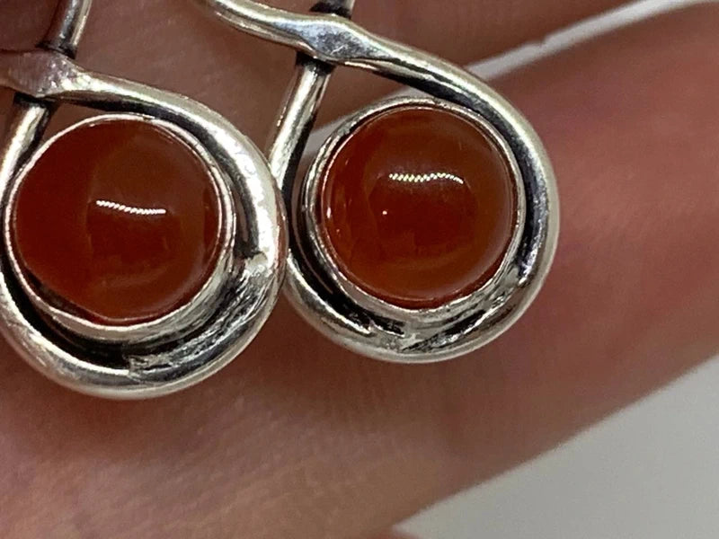 Orecchini artigianali con agata arancione naturale e argento 925