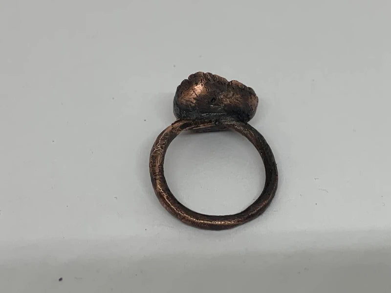 Anello elettroformato in rame puro con agata arancione – tg. 7 US (circa 14 IT)