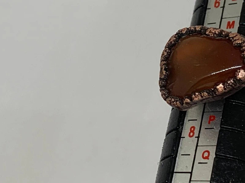 Anello elettroformato in rame puro con agata arancione – tg. 7 US (circa 14 IT)