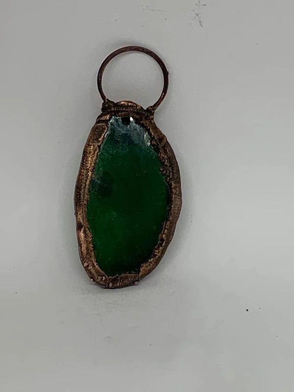 Ciondolo in rame elettroformato con Agata verde e Avventurina patina scura