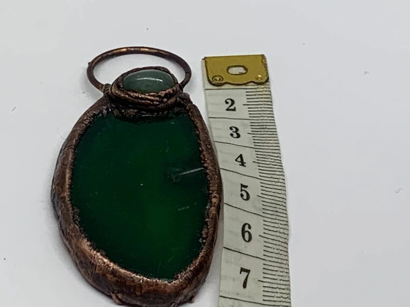 Ciondolo in rame elettroformato con Agata verde e Avventurina patina scura