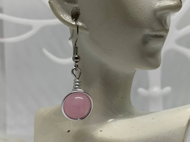 Orecchini pendenti con kunzite naturale 10 mm Descrizione: