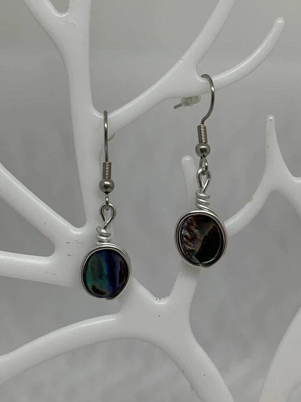 Orecchini pendenti con abalone 6x8 mm