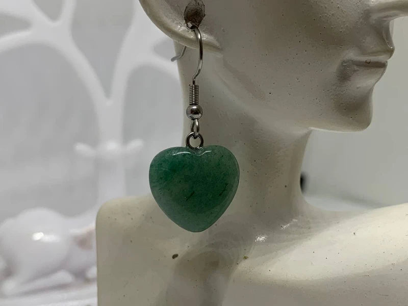Orecchini pendenti con avventurina verde a cuore