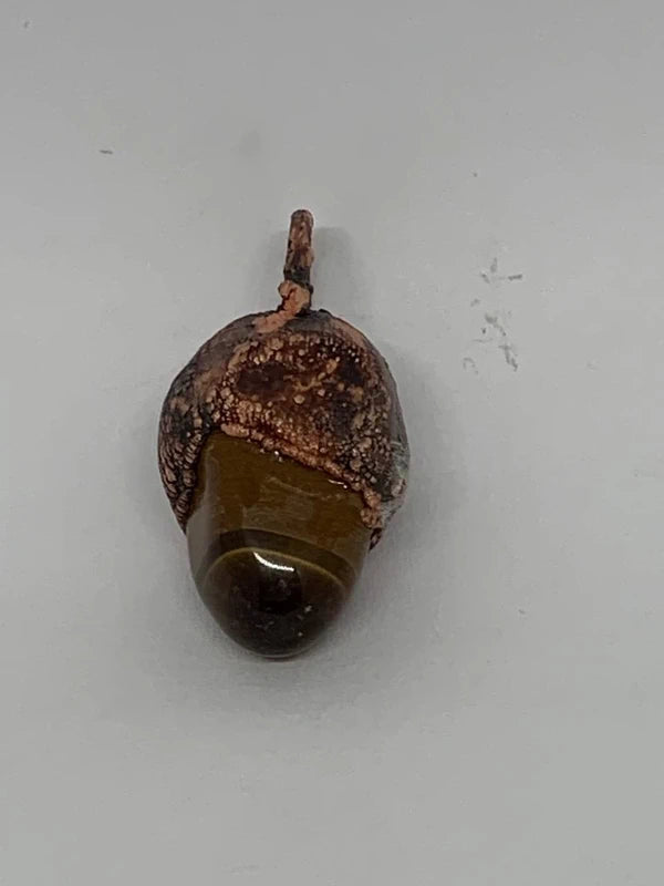 Ciondolo occhio di tigre naturale in rame elettroformato patina scura
