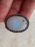 Anello artigianale con Pietra di Luna cangiante in ottone placcato argento 925 Tg. 12
