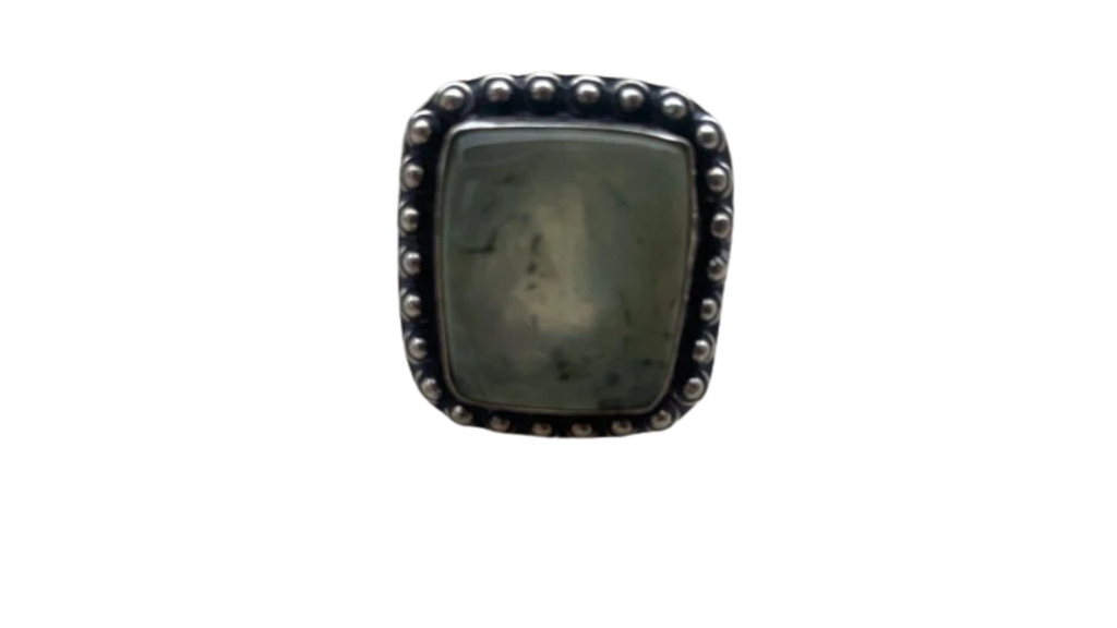 Anello artigianale con Prehnite naturale in ottone placcato argento 925 Tg. 13