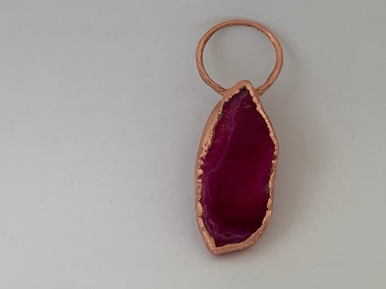 Ciondolo in Fetta di Agata Rosa Elettroformata in Rame Puro